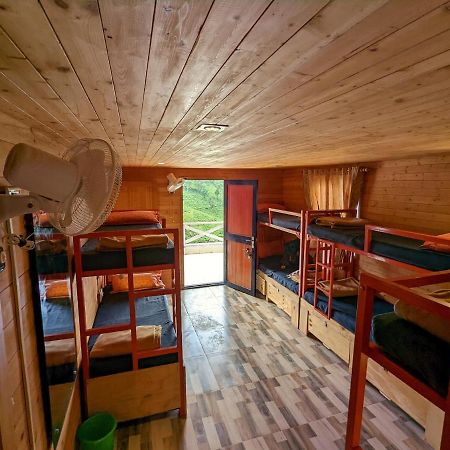 The Door To Nirvana Backpackers Hostel コタジリ エクステリア 写真