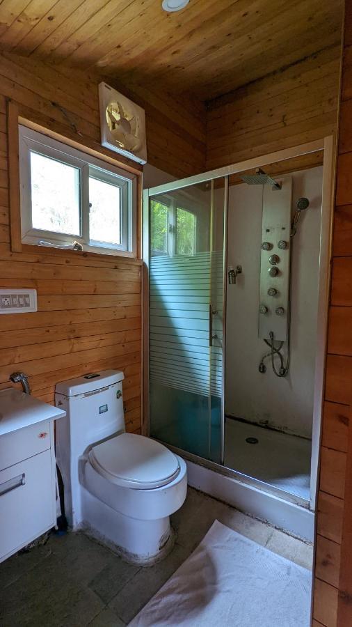 The Door To Nirvana Backpackers Hostel コタジリ エクステリア 写真