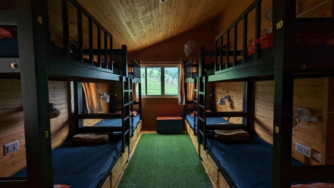 The Door To Nirvana Backpackers Hostel コタジリ エクステリア 写真